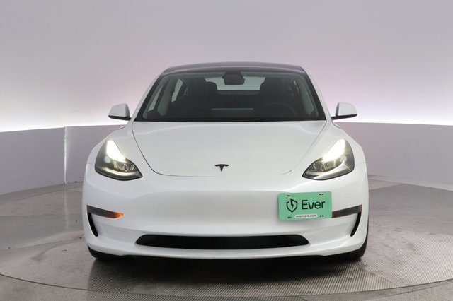2023 Tesla Model 3 — photo 9 of 24