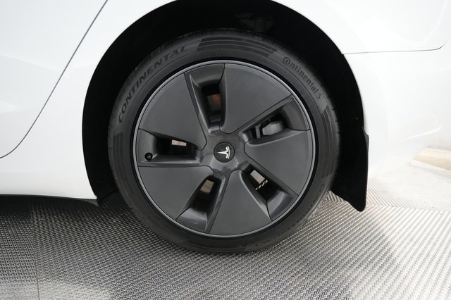 2023 Tesla Model 3 — photo 7 of 24