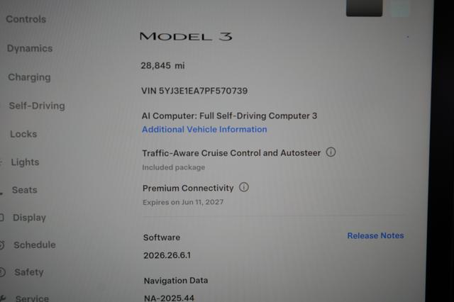 2023 Tesla Model 3 — photo 5 of 24