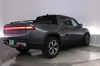 2024 Rivian R1T — photo 2 of 25