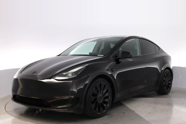 2022 Tesla Model Y — VIN 7SAYGDEF1NF405444