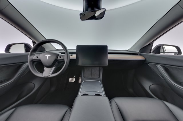 2022 Tesla Model Y — photo 21 of 26
