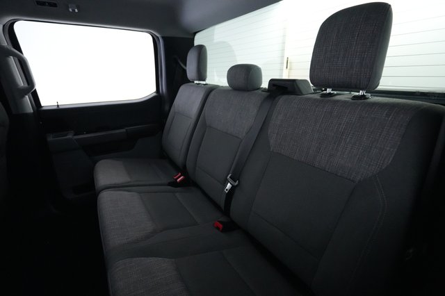 2023 Ford F-150 Lightning — photo 13 of 18