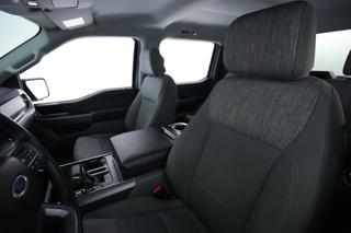 2023 Ford F-150 Lightning — photo 3 of 18