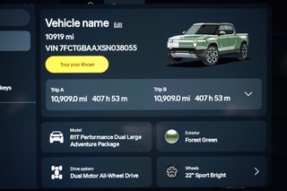 2025 Rivian R1T — photo 5 of 29