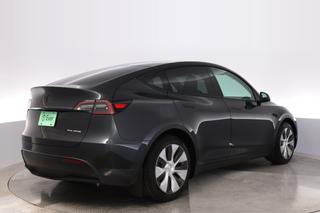 2024 Tesla Model Y — photo 2 of 29