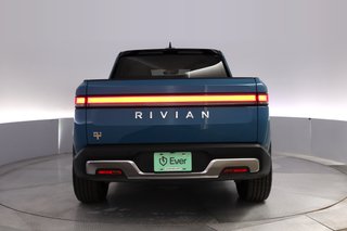 2023 Rivian R1T — photo 12 of 23