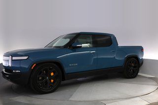 2023 Rivian R1T — photo 14 of 23