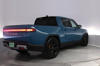 2023 Rivian R1T — photo 2 of 23