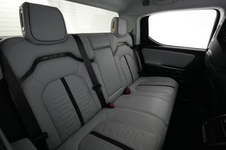 2023 Rivian R1T — photo 4 of 23