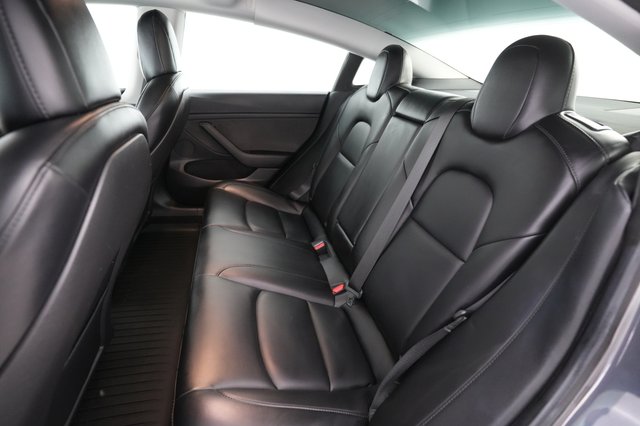 2021 Tesla Model 3 — photo 19 of 24