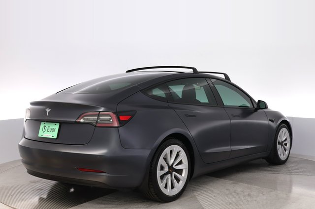 2021 Tesla Model 3 — photo 2 of 24