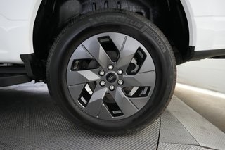 2024 Ford F-150 Lightning — photo 7 of 22