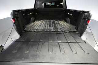 2022 Rivian R1T — photo 6 of 27