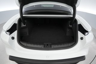 2022 Porsche Taycan — photo 6 of 26