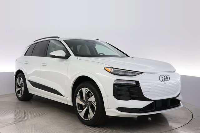 2025 Audi Q6 e-tron — photo 10 of 25