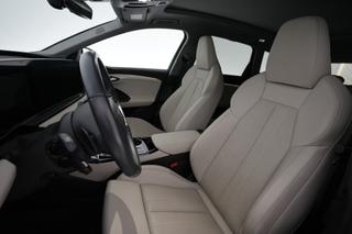 2025 Audi Q6 e-tron — photo 3 of 25