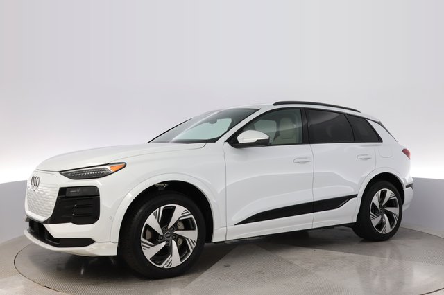 2025 Audi Q6 e-tron — photo 14 of 25