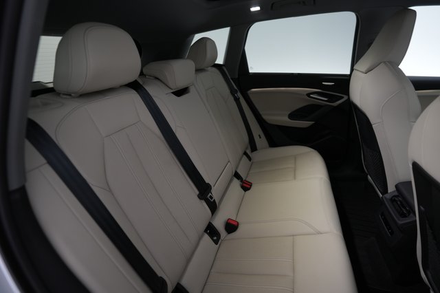 2025 Audi Q6 e-tron — photo 4 of 25