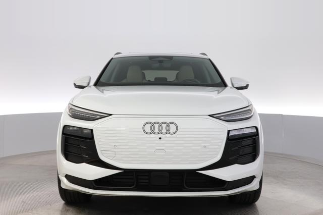 2025 Audi Q6 e-tron — photo 9 of 25