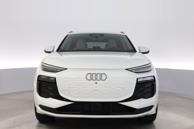 2025 Audi Q6 e-tron — photo 9 of 25