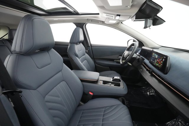 2023 Nissan Ariya — photo 18 of 27