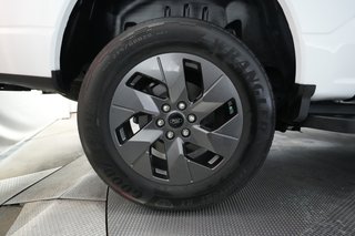 2024 Ford F-150 Lightning — photo 11 of 18