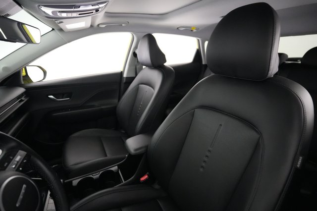 2025 Hyundai Kona Electric — photo 3 of 24