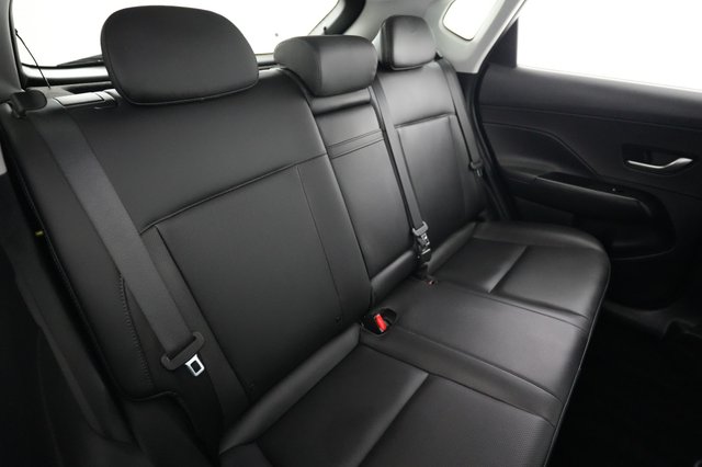 2025 Hyundai Kona Electric — photo 4 of 24