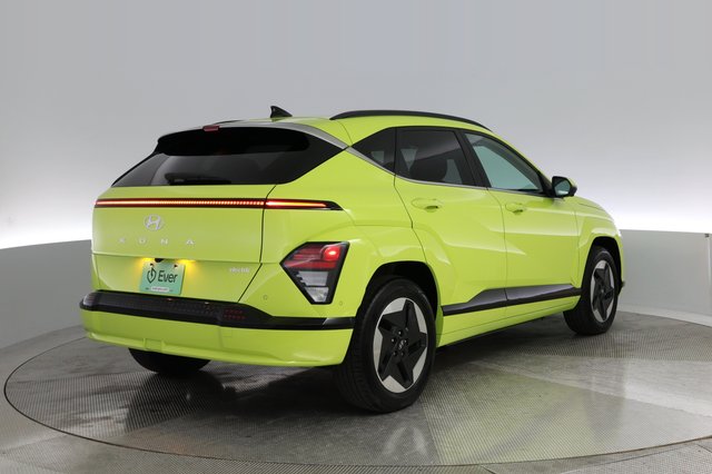 2025 Hyundai Kona Electric — photo 2 of 24