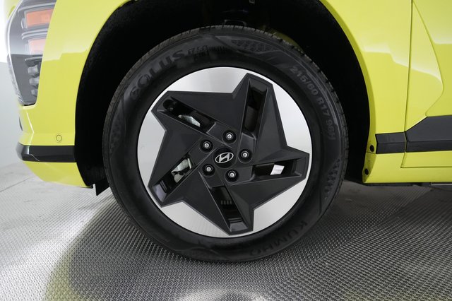 2025 Hyundai Kona Electric — photo 15 of 24