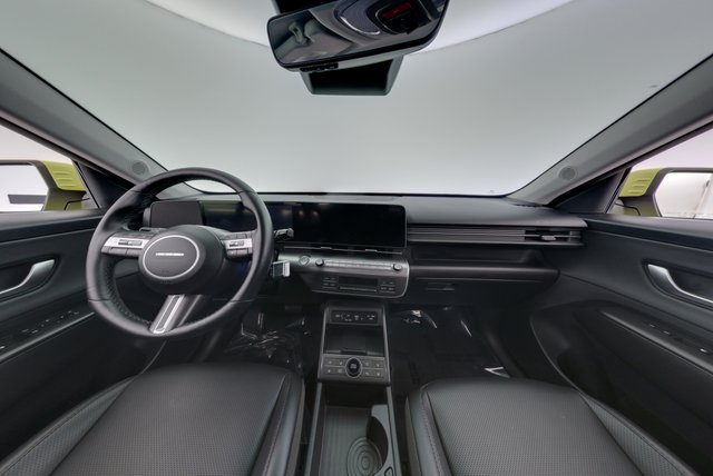 2025 Hyundai Kona Electric — photo 21 of 24