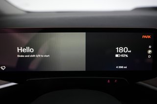 2025 Volvo EX90 — photo 5 of 27