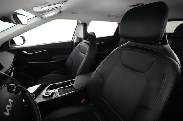 2023 Kia EV6 — photo 3 of 26
