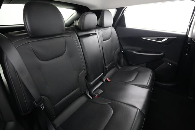 2023 Kia EV6 — photo 4 of 26