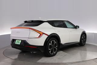2023 Kia EV6 — photo 2 of 26