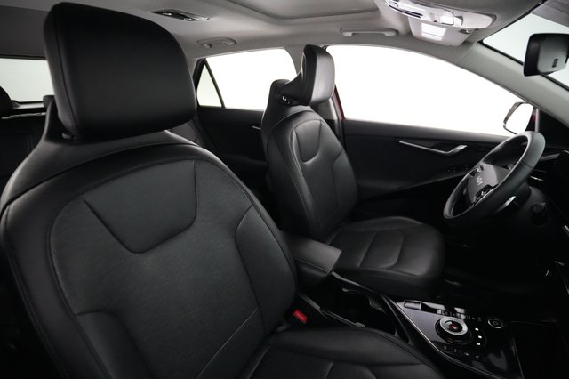 2023 Kia Niro EV — photo 18 of 24