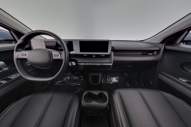 2024 Hyundai IONIQ 5 — photo 21 of 24