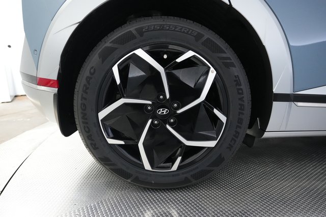 2024 Hyundai IONIQ 5 — photo 17 of 24