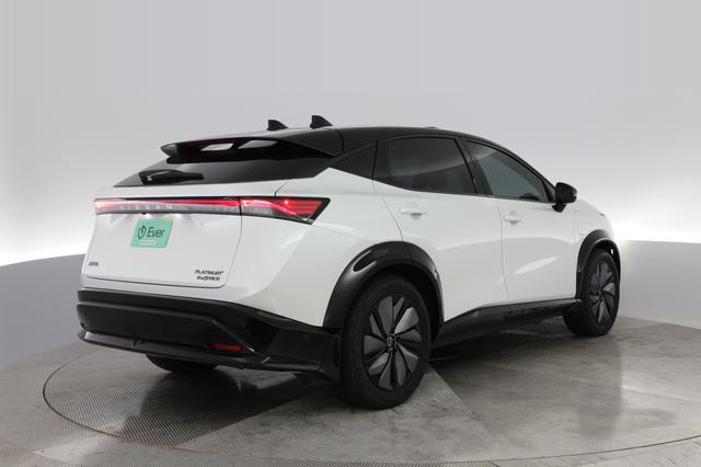 2023 Nissan Ariya — photo 9 of 23