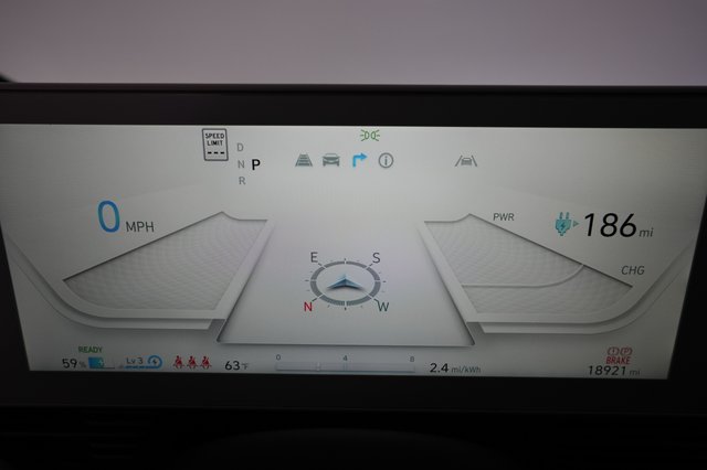 2024 Hyundai IONIQ 5 — photo 5 of 25