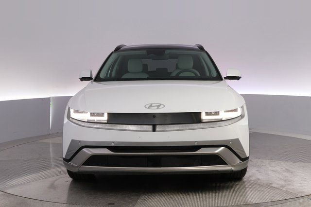 2025 Hyundai IONIQ 5 — photo 9 of 24