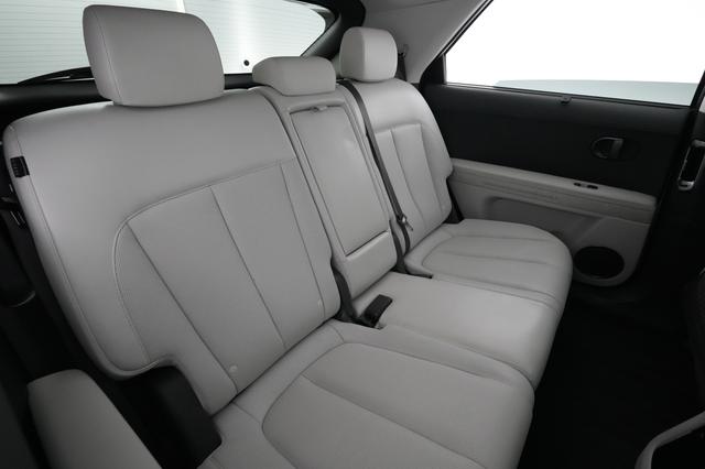 2025 Hyundai IONIQ 5 — photo 4 of 24