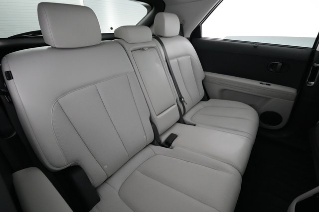 2025 Hyundai IONIQ 5 — photo 4 of 24