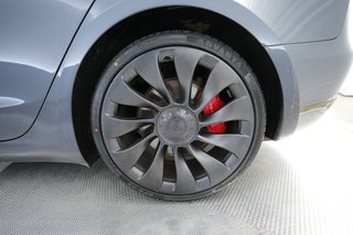 2022 Tesla Model 3 — photo 7 of 24