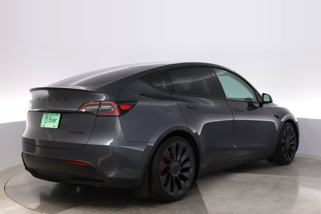2021 Tesla Model Y — photo 2 of 24