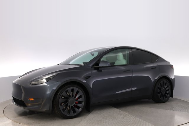 2021 Tesla Model Y — photo 14 of 24