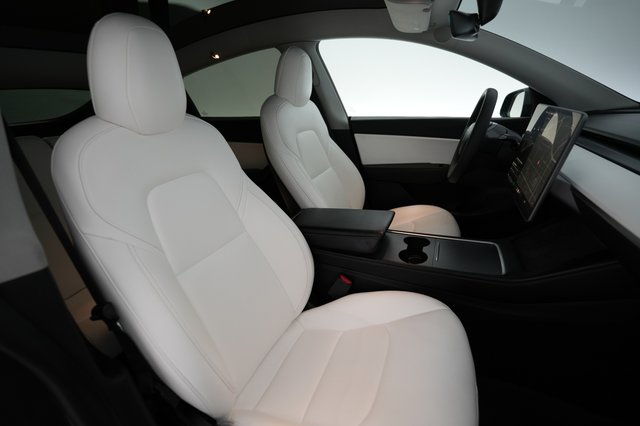 2021 Tesla Model Y — photo 4 of 24