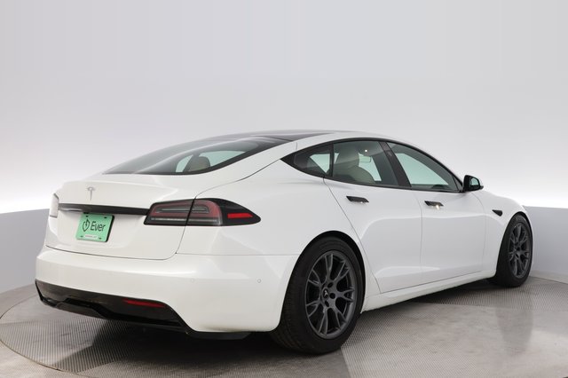 2023 Tesla Model S — photo 2 of 24