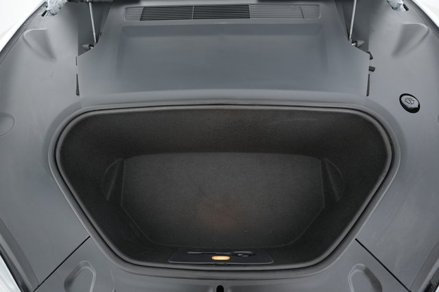 2023 Tesla Model S — photo 23 of 24